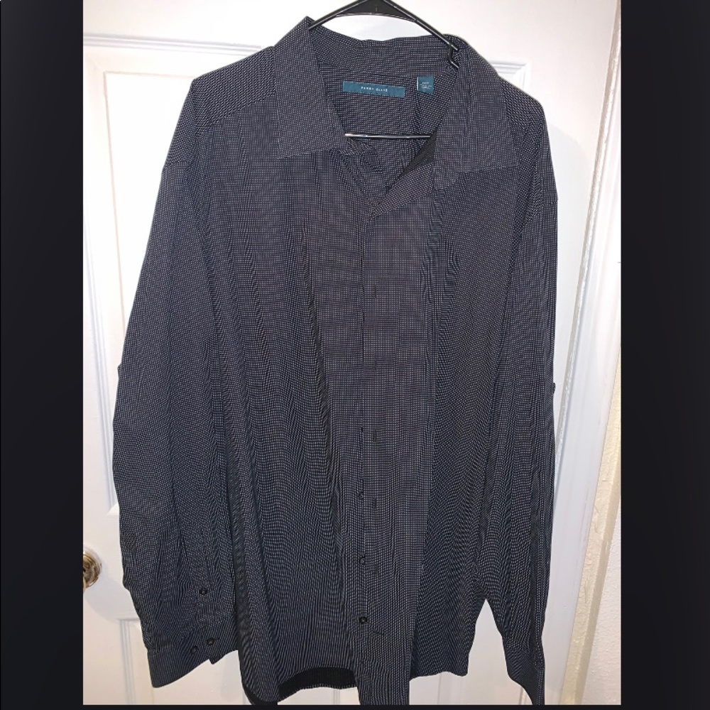 Perry Ellis button down man shirt